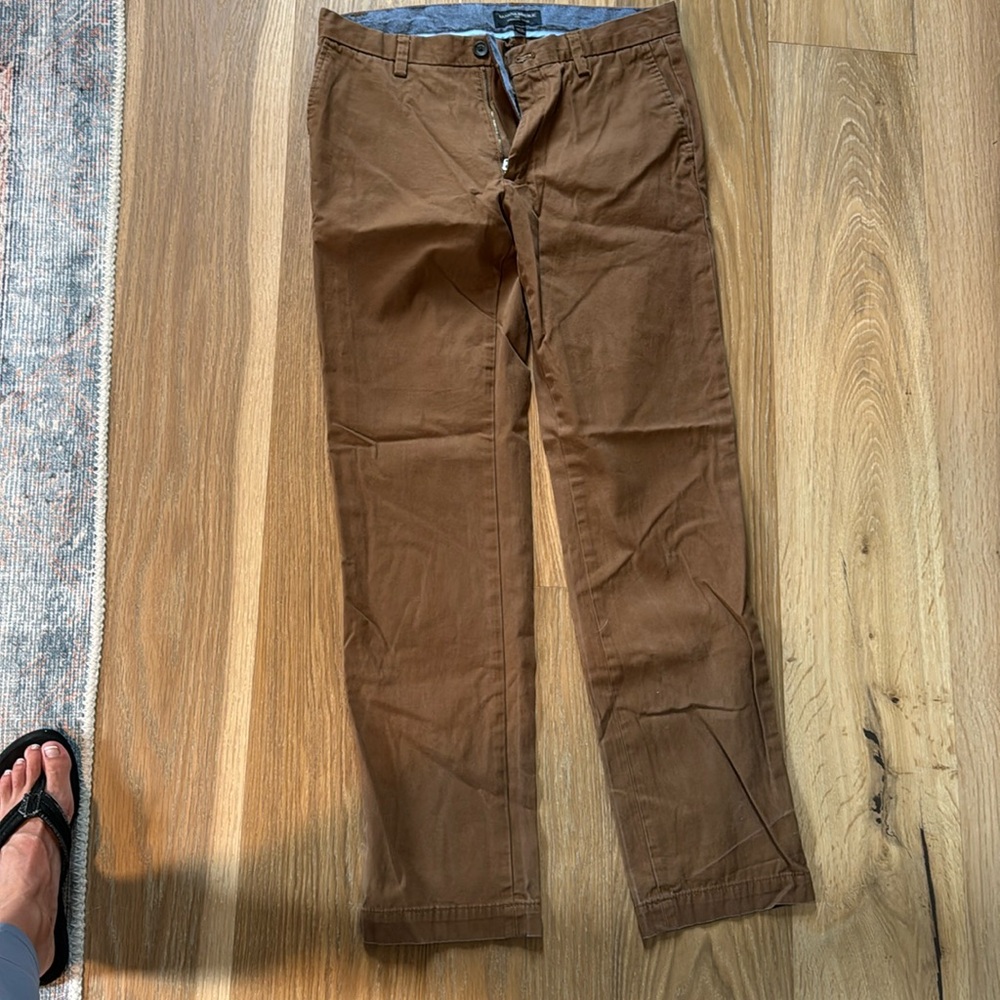 Men’s Banana Republic Emerson Chino pants
